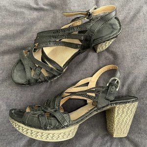 Josef Seibel heeled strappy sandals // size 10